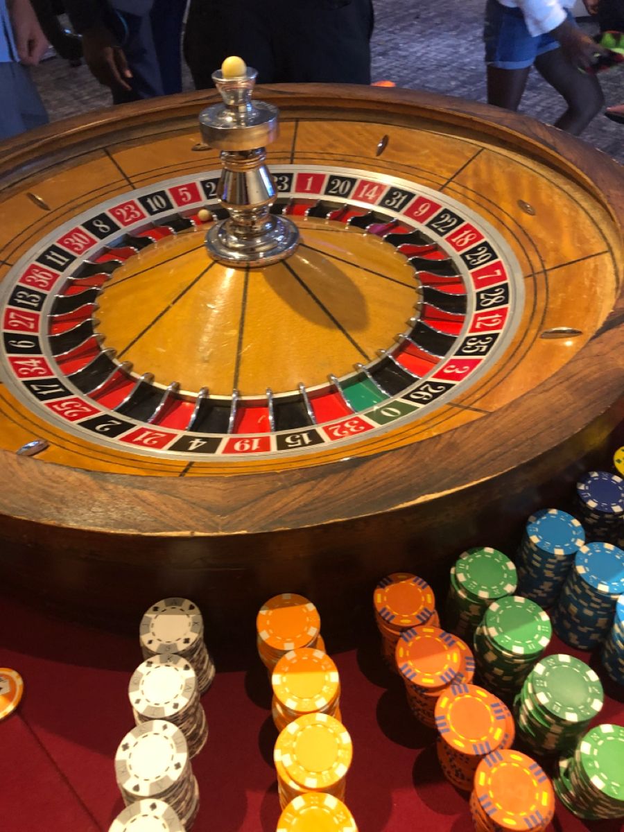 MansionCasino کھلاڑیوں کے لیے لائیو کیسینو سیکشن